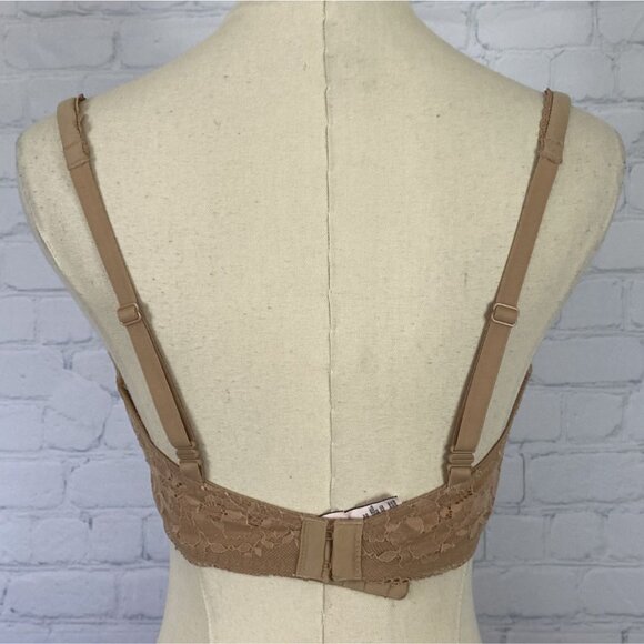 ⭐ 3/$15 Victorias Secret 32DDD Tan Lace Unlined Demi Bra With Adjustable Straps - Picture 4 of 5